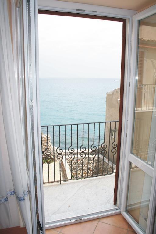 Gaia Holidays Apartments Cefalù Pokoj fotografie